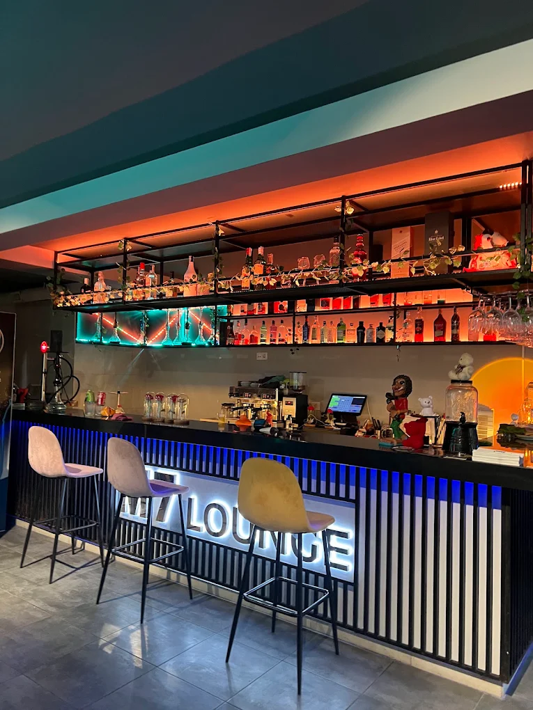 M7 Lounge
